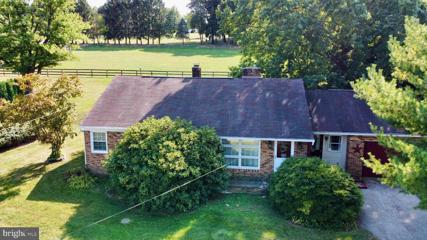 236 W Ore Street, Seven Valleys, PA 17360 - MLS#: PAYK2068306