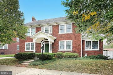 31 N Adams Street, York, PA 17404 - MLS#: PAYK2068958