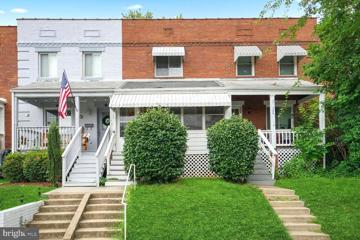 322 Wesmond Drive, Alexandria, VA 22305 - #: VAAX2036668