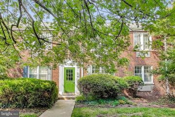 20 Auburn Court Unit D, Alexandria, VA 22305 - #: VAAX2036730