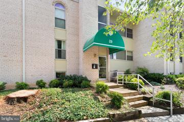 29 Canterbury Square Unit 101, Alexandria, VA 22304 - #: VAAX2037816