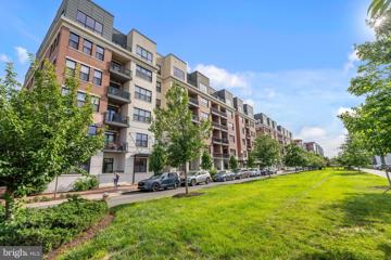 737 Swann Avenue Unit 302, Alexandria, VA 22301 - MLS#: VAAX2037938