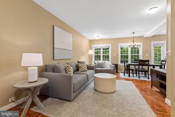 1032 Valley Drive, Alexandria, VA 22302 - MLS#: VAAX2038152