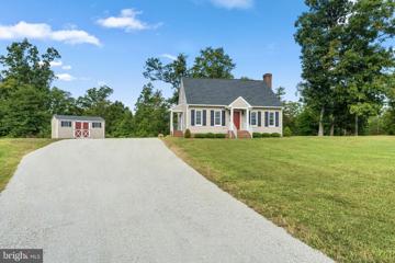 260 Ridge Road, Tappahannock, VA 22560 - #: VAES2000706