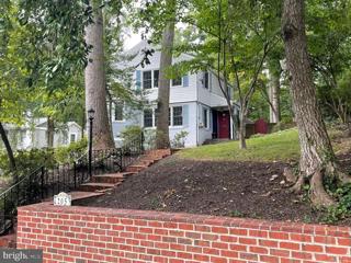 205 Poplar Drive, Falls Church, VA 22046 - MLS#: VAFA2002500