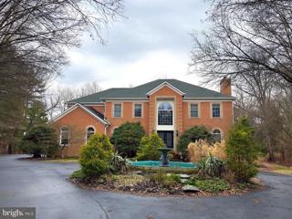 10001 Beach Mill Road, Great Falls, VA 22066 - MLS#: VAFX2193974