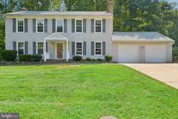 5307 Hampton Forest Way, Fairfax, VA 22030 - #: VAFX2195446