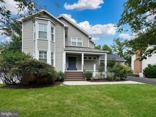 2231 Casemont Drive, Falls Church, VA 22046 - #: VAFX2195498