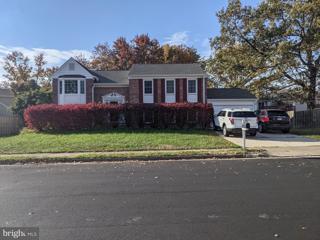 2102 Maleady Drive, Herndon, VA 20170 - #: VAFX2196670