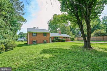 6710 Nicholson Road, Falls Church, VA 22042 - #: VAFX2200200