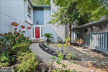 6406 Woodsong Court, Mclean, VA 22101 - MLS#: VAFX2201480