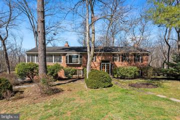 19649 Youngs Cliff Road, Sterling, VA 20165 - #: VALO2064472