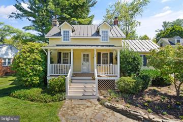 150 S Maple Avenue, Purcellville, VA 20132 - #: VALO2079650