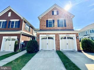 25507 Feltre Terrace, Chantilly, VA 20152 - #: VALO2080090