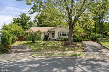 2402 Sagamore Court, Woodbridge, VA 22192 - MLS#: VAPW2077678