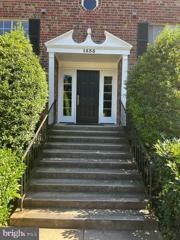 1533 Colonial Drive Unit 301, Woodbridge, VA 22192 - MLS#: VAPW2078886