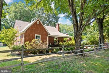 1214 Westview Drive, Fredericksburg, VA 22405 - #: VAST2031268