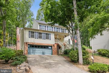 2425 Harpoon Drive, Stafford, VA 22554 - MLS#: VAST2032018