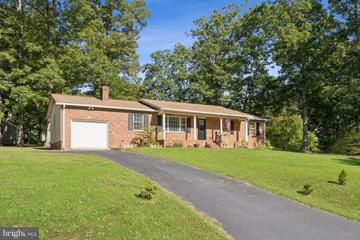 17 Lord Fairfax Drive, Fredericksburg, VA 22405 - #: VAST2032870