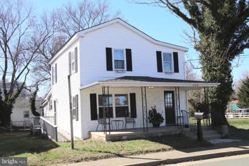 308 Washington Avenue, Colonial Beach, VA 22443 - #: VAWE2007200