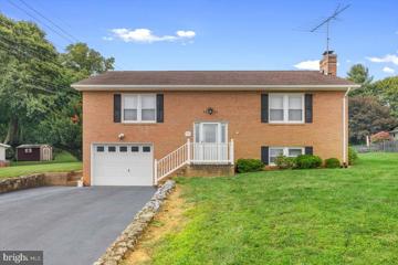 555 Whitacre Street, Winchester, VA 22601 - MLS#: VAWI2006444