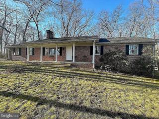 2414 Grade Road, Falling Waters, WV 25419 - #: WVBE2028480