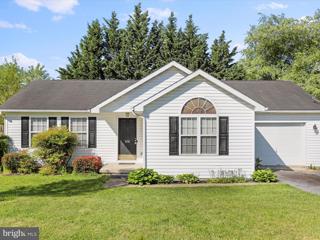 106 Towerview Drive, Martinsburg, WV 25404 - MLS#: WVBE2029018