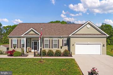 213 Chesterfield Drive, Falling Waters, WV 25419 - #: WVBE2029096