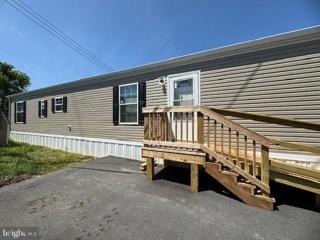 304 Van Clevesville Road, Martinsburg, WV 25405 - #: WVBE2029848