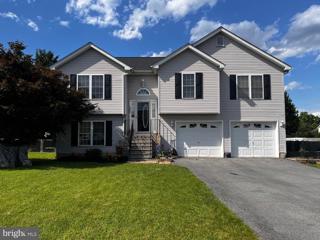 120 Isaac Drive, Bunker Hill, WV 25413 - MLS#: WVBE2029938