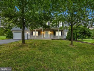 18 McNeill Drive, Martinsburg, WV 25403 - MLS#: WVBE2030394