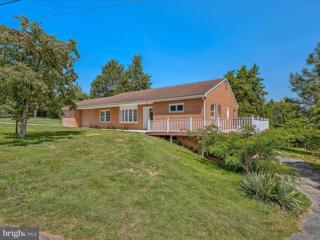 122 Vision Lane, Falling Waters, WV 25419 - #: WVBE2032464