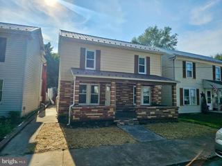 206 Fairfax Street, Martinsburg, WV 25401 - MLS#: WVBE2032560