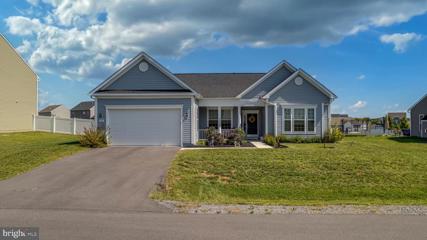 585 Calvert Circle, Bunker Hill, WV 25413 - #: WVBE2032868