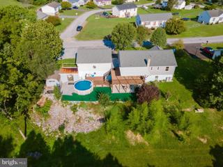 241 Crestview Drive, Martinsburg, WV 25405 - MLS#: WVBE2032936