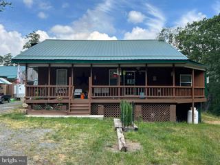 555 Yellow Pine Drive, Wardensville, WV 26851 - MLS#: WVHD2002162