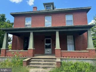 500 E Washington Street, Charles Town, WV 25414 - MLS#: WVJF2013142