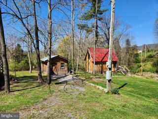 16868 Cacapon Road, Great Cacapon, WV 25422 - MLS#: WVMO2004496