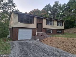 116 Fern Place Lane, Berkeley Springs, WV 25411 - MLS#: WVMO2004872