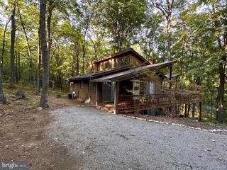 112 Mountainside Road, Berkeley Springs, WV 25411 - MLS#: WVMO2005014