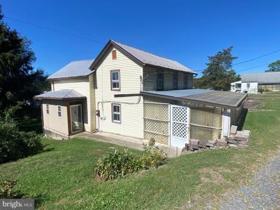404 Winchester Ave, Moorefield, WV 26836 - #: WVHD2001144