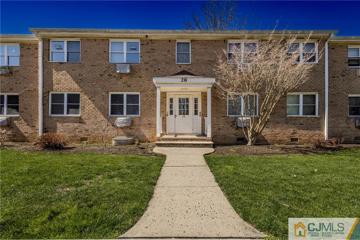 28 Manchester Court, Freehold Twp, NJ 07728 - MLS#: 2354172M