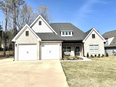 Main Photo of 1439 Cherokee Ridge Drive a Huntsville Home for Sale