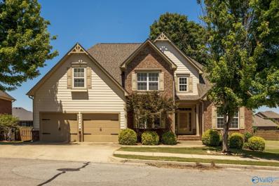 Main Photo of 8 Hawthorn Heights Blvd a Huntsville Home for Sale