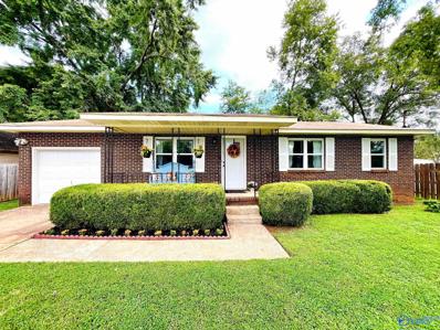 Main Photo of 2511 Yorkshire Drive a Huntsville Home for Sale